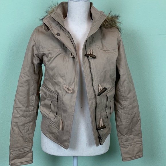 Jacket - Picture 1 of 4